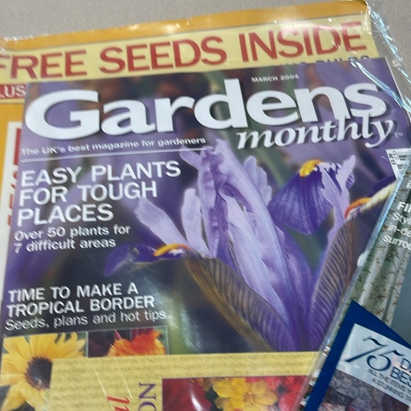 Lot of unopened magazines from 2003 and 2004 - Picture 3 of 7